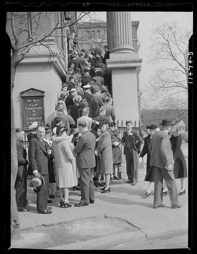 Washington, D.C. People waiting in line to enter the New York Avenue Presbyterian church