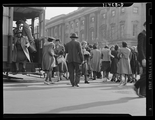 Washington, D.C. Shoppers crossing F and 7th Streets, N.W.