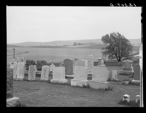 Cemetery in Pennsylvania countryside