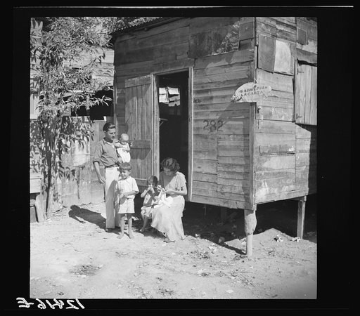 Homework in the so-called needlework industry. Ponce, Puerto Rico