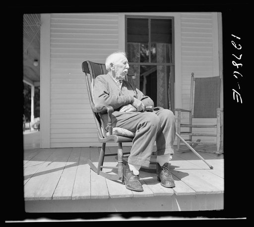 Oldest man in town. He is ninety two. Lincoln, Vermont
