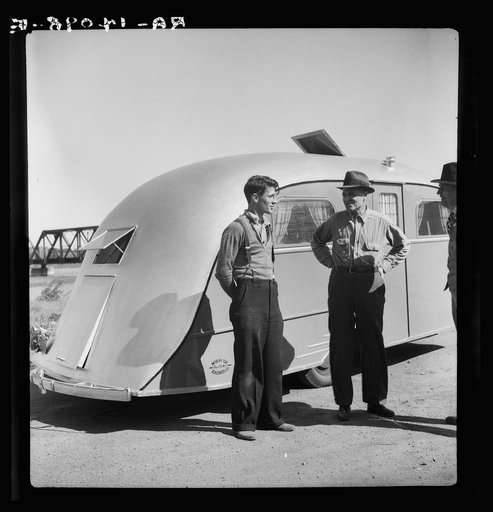 Messrs. Kaunetz [i.e., Kaunitz] (or Kauneel [name of company]), father and son, pioneers in auto trailers using yatch construction methods. Steam-bending elm. Bay City, Michigan