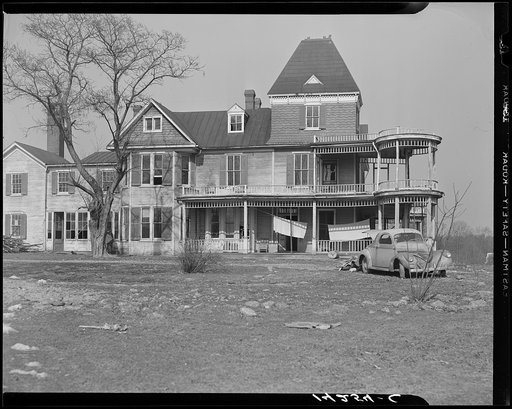 House being converted into a "nightclub" near Laurel, Maryland