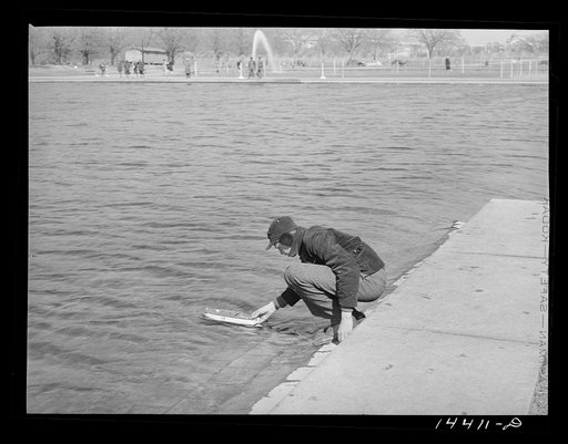 Reflecting pool between Lincoln Memorial and Washington Monument. Washington, D.C.