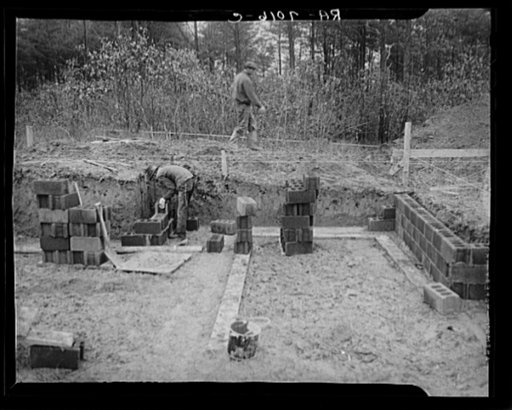 Untitled photo, possibly related to: Scenes of the northern Shenandoah Valley, including the Resettlement Administration's Shenandoah Homesteads