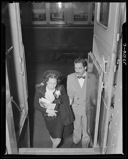 Louise Washington, a federal government employee and granddaughter of Booker T. Washington, leaving Washington, D.C. to attend the launching of the liberty ship the U.S.S. Booker T. Washington
