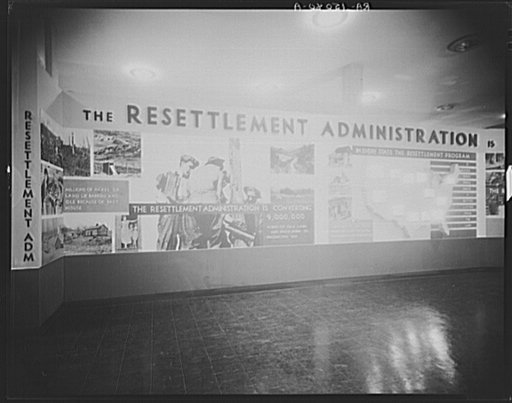 Resettlement Administration traveling exhibit at the Dallas exposition, Texas Centennial