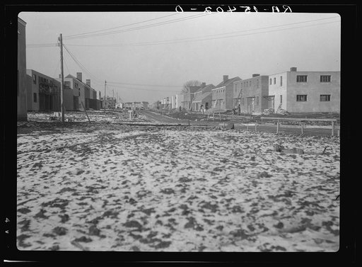 Untitled photo, possibly related to: Construction of Greenhills, Ohio