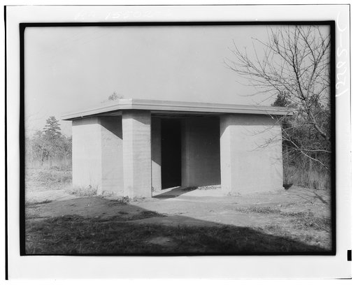 Rammed earth pump house near Birmingham, Alabama