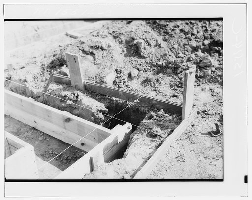Rammed earth construction near Birmingham, Alabama. The forms are so designed that they may be removed and used again