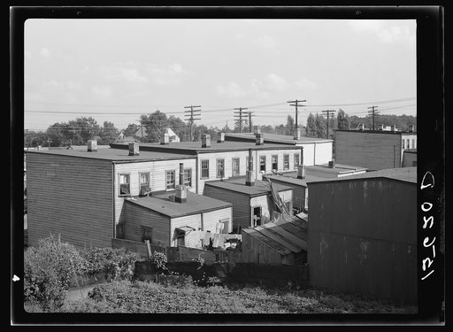 Backyards. Rosslyn, Virginia