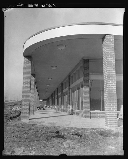Store building. Greenhills, Ohio
