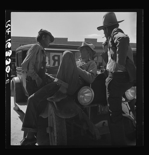 Drought refugees waiting for relief checks. Calipatria, California