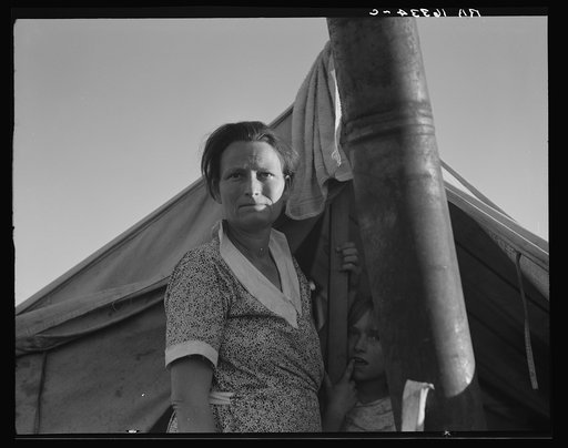 Untitled photo, possibly related to: Unemployed family from the Rio Grande Valley, Texas, camped on a river bottom near Holtville, California