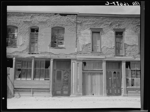 Crumbling buildings in Tombstone, Arizona, once a thriving mining town