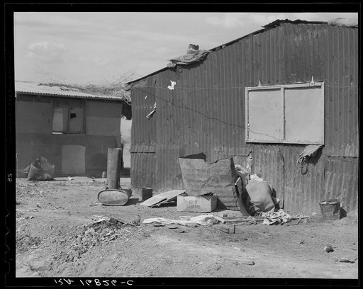 Housing for migratory cotton field laborers near Casa Grande, Arizona