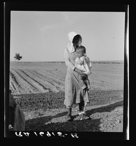 Mother and child of flood refugee family, near Memphis, Texas