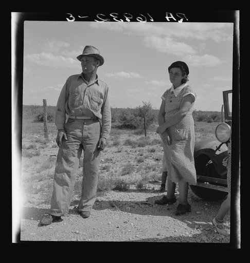 Migrant oil worker and wife near Odessa, Texas