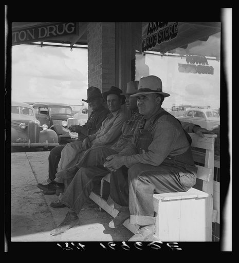 Dust bowl farmers of west Texas in town