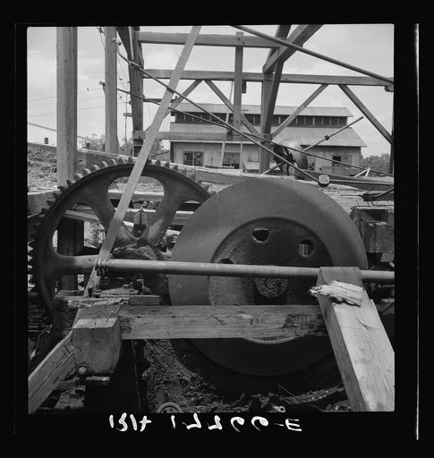 Lumber mill which is being dismantled. Careyville, Florida