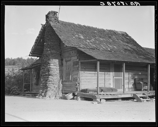 House occupied by sharecropper family for seven years. Near Hartwell, Georgia