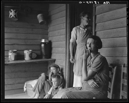 Sharecropper wife and mother of seven children. Near Chesnee, South Carolina