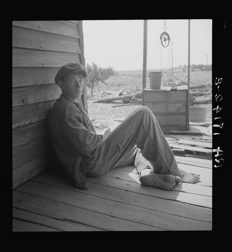 Sharecropper boy near Chesnee, South Carolina