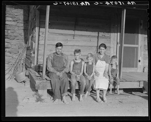 White sharecropper family, formerly mill workers in the Gastonia textile mills. When the mills closed down seven years ago, they came to this farm near Hartwell, Georgia