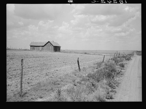 Roswell (vicinity), New Mexico. Abandoned farm on the edge of the Great Plains