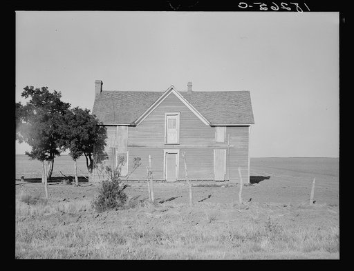 Vacant farmhouse in area of mechanization and drought near Olustee, Oklahoma