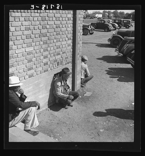 Bakersfield, California. Outside Farm Security Administration (FSA) "grant" office during cotton pickers' strike