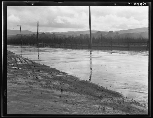 U.S. 101 near San Juan Bautista, California
