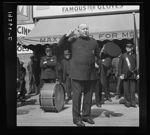 Salvation Army, San Francisco, California. "Power of the lord" preaching by a "soldier" saved twelve years before, with the army ever since