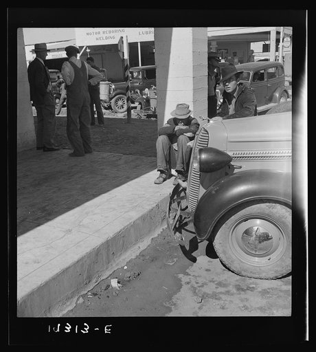 Untitled photo, possibly related to: Outside Farm Security Administration (FSA) grant office during the pea harvest. Calipatria, California. During the spring of 1938, for the first time the labor surplus had grown so large that relief grants were necessary even during the peak of harvest