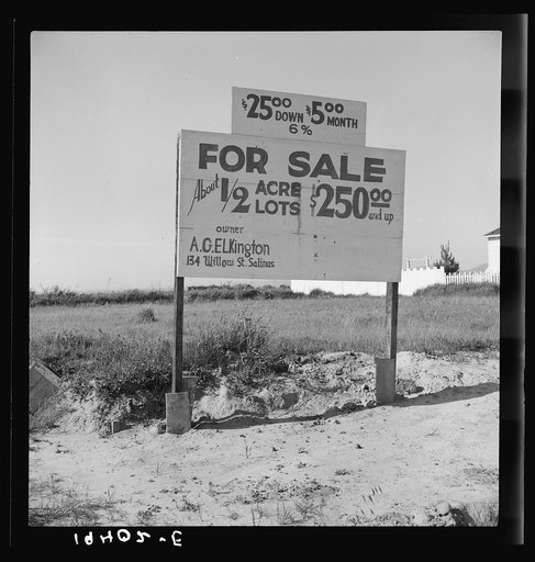 Housing for rapidly growing fringe of lettuce workers on edge of town. There houses are built by the occupants, most of them recent migrants from the Southwest. (Subject of BAE)  Frequently tents and trailers are on the same lots where houses are under construction. Salinas, California