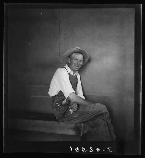 Tulare County, at Farm Security Administration (FSA) camp at Farmersville, California