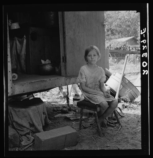 Motherless migrant child. Washington, Toppenish, Yakima Valley