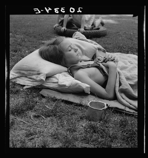 Untitled photo, possibly related to: Sick migrant child. Washington, Yakima Valley, Toppenish