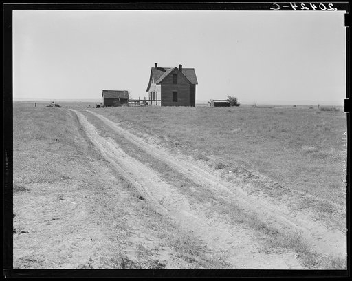 Washington, Grant County, one mile east of Quincy. Abandoned farmhouse in Columbia Basin
