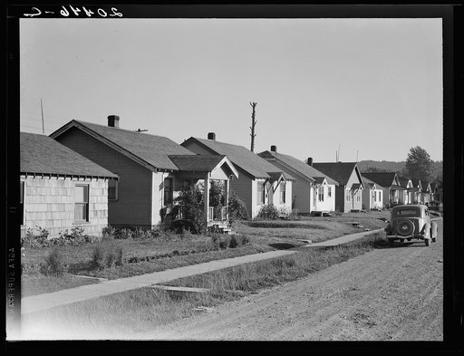 Washington, Cowlitz County. Longview. Type of home built by private interests for mill people. Rent twenty-five dollars per month. Compare with 20455-C