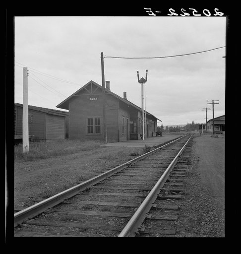 Western Washington, Grays Harbor County, Elma. Railroad station of western Washington town. See General caption number 38