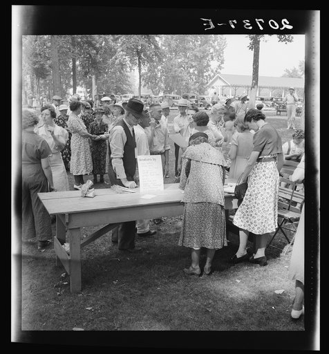Oregon, Josephine County, Grants Pass. "California Day." A picnic in town park on the Rogue River. Hot summer afternoon. Toward the end of the picnic