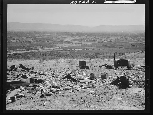 Untitled photo, possibly related to: Washington, Yakima Valley. The valley below seen from advertised "lookout point." See general caption number 33d