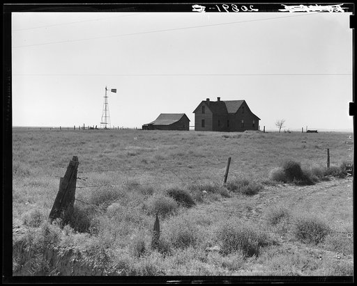 Abandoned farmhouse in the Columbia Basin. The land of this farm is still used for dry land grain farming, but is operated on a lease. The original homesteader has left. [Washington], Grant County, one mile east of Quincy. See general caption number 35