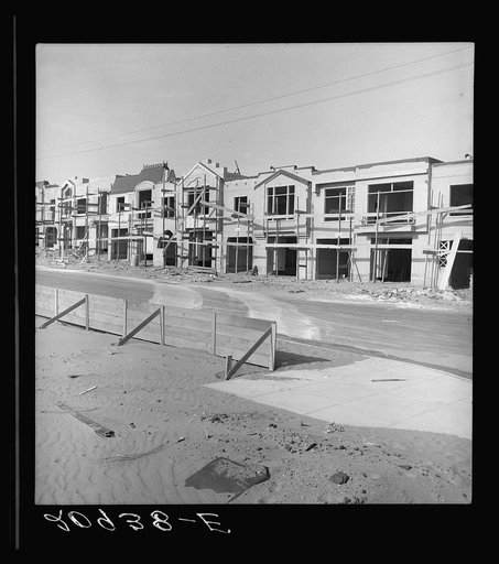 Untitled photo, possibly related to: Note on modern architecture and home building. San Francisco, California