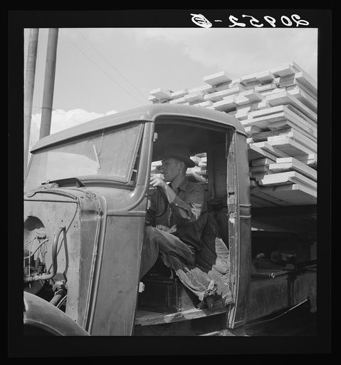 Sawn lumber leaving the mill by truck. Keno, Klamath County, Oregon. General caption number 61