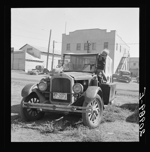 Untitled photo, possibly related to: Family, one month from South Dakota, now on the road in California. Tulelake, Siskiyou County, California. See general caption number 65