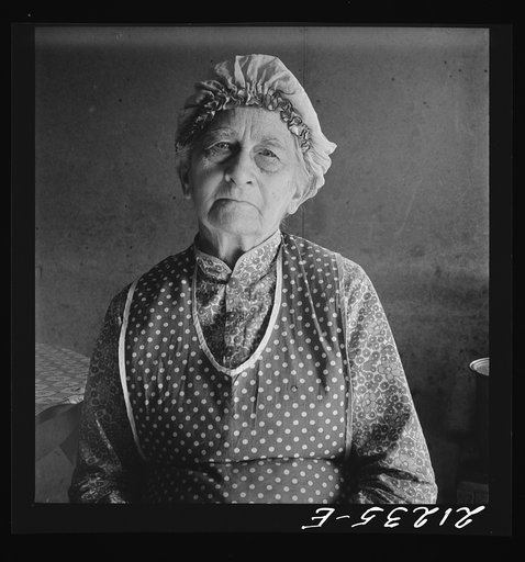 Soper grandmother, who lives with family. FSA (Farm Security Administration) borrower. Willow Creek area. Malheur County, Oregon. General caption number 72