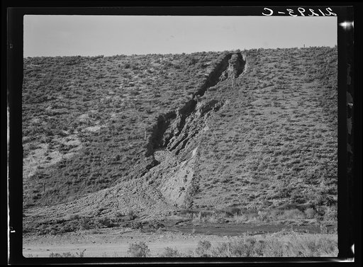 Water seepage from newly irrigated land on top of bench, eroding sides. A problem for the Reclamation Service, Dead Ox Flat, Malheur County, Oregon. See General Caption number 67-I