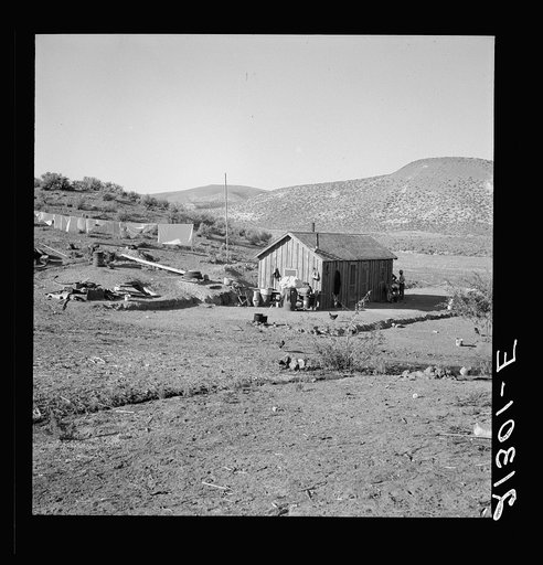 The fartherest house up Cow Hollow. Family came from Oklahoma. Malheur County, Oregon